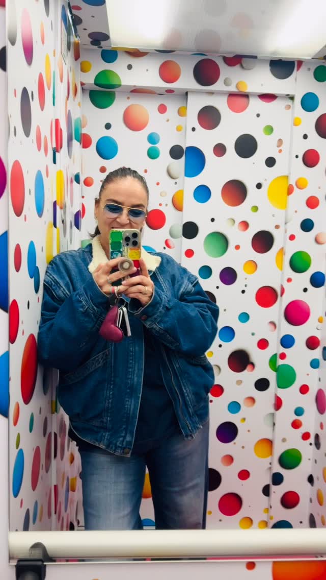 Tina Marzo, artista e ideatrice del Museo dei Selfie